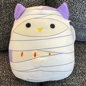 Squishmallow Holly the Mummy Owl